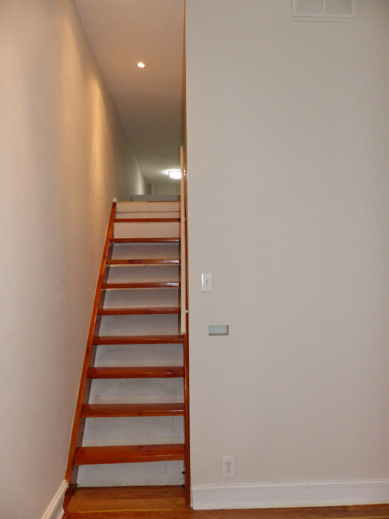 161 W 10th Street - Photo 8