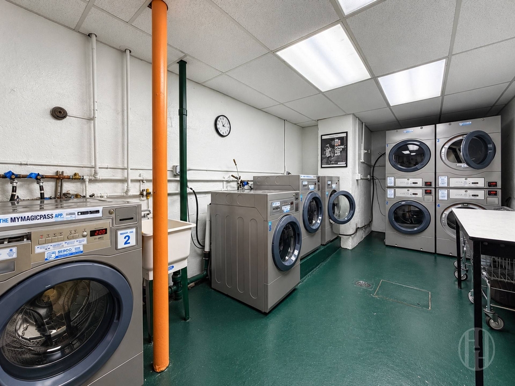 50-15 39th Street - Photo 14