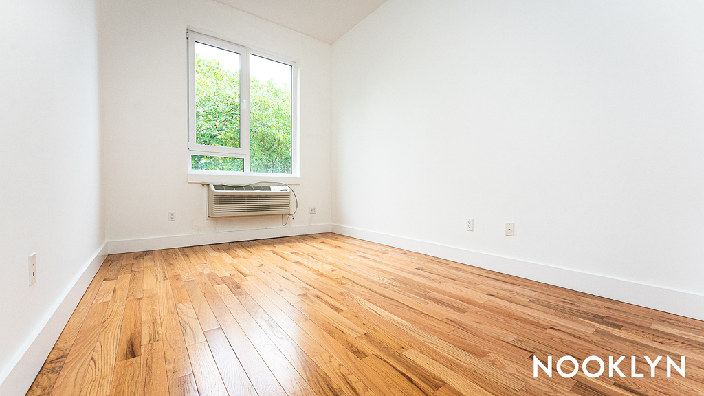 2102 Fulton St - Photo 6