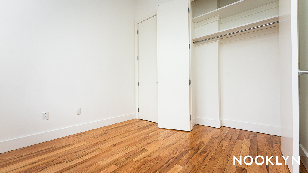 2102 Fulton St - Photo 16