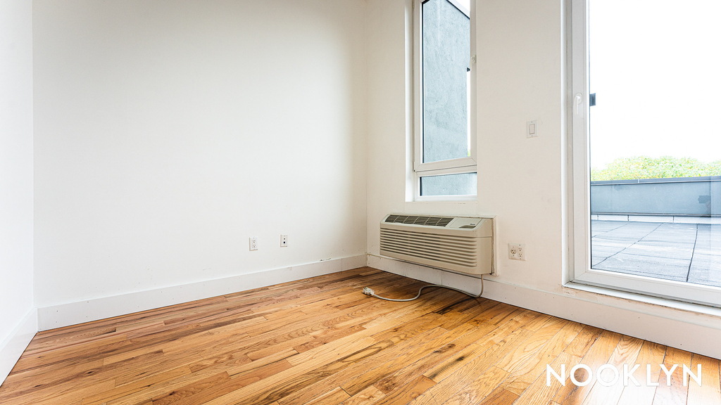 2102 Fulton St - Photo 19