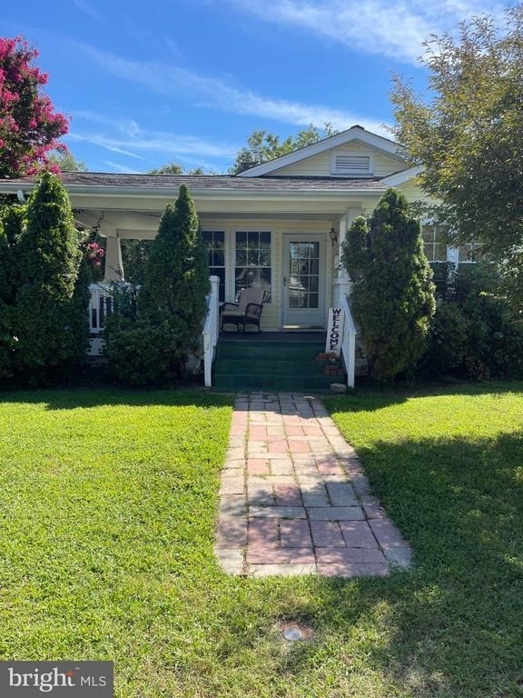 404 Livingstone Street - Photo 0
