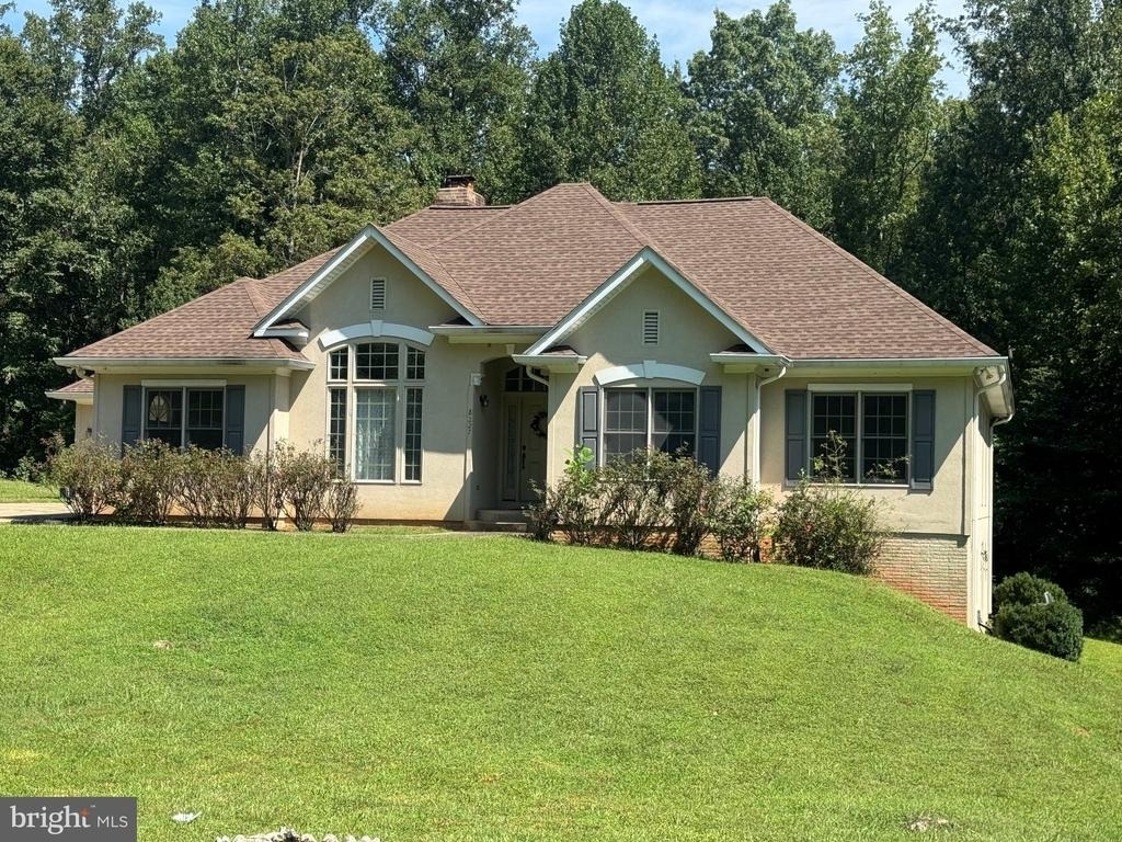 8227 Old Plank Road - Photo 1