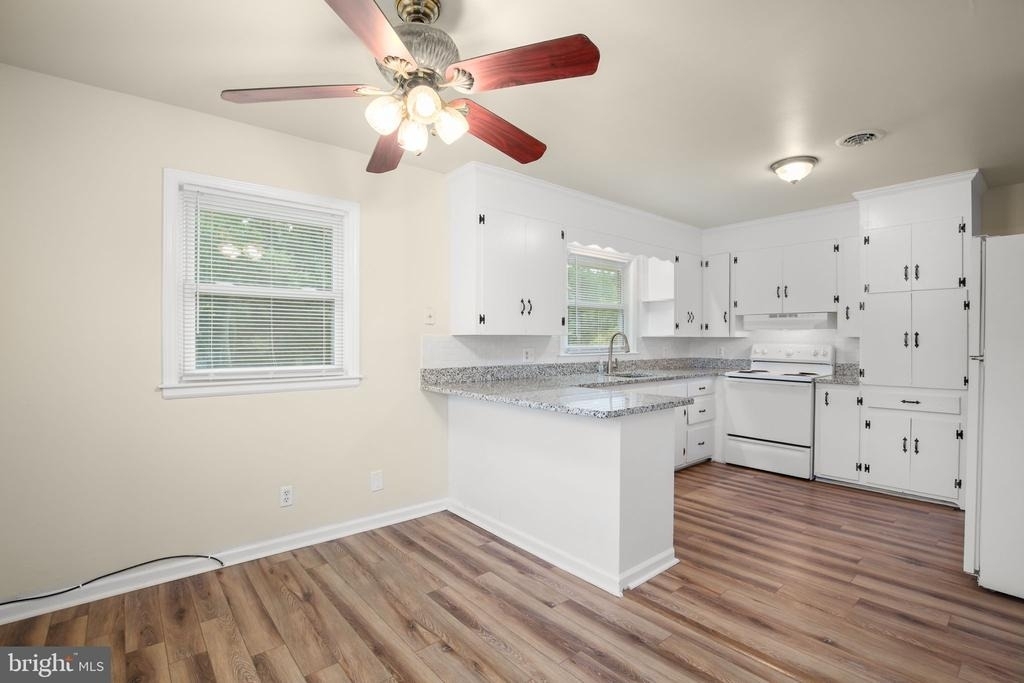 10939 Catharpin Road - Photo 8