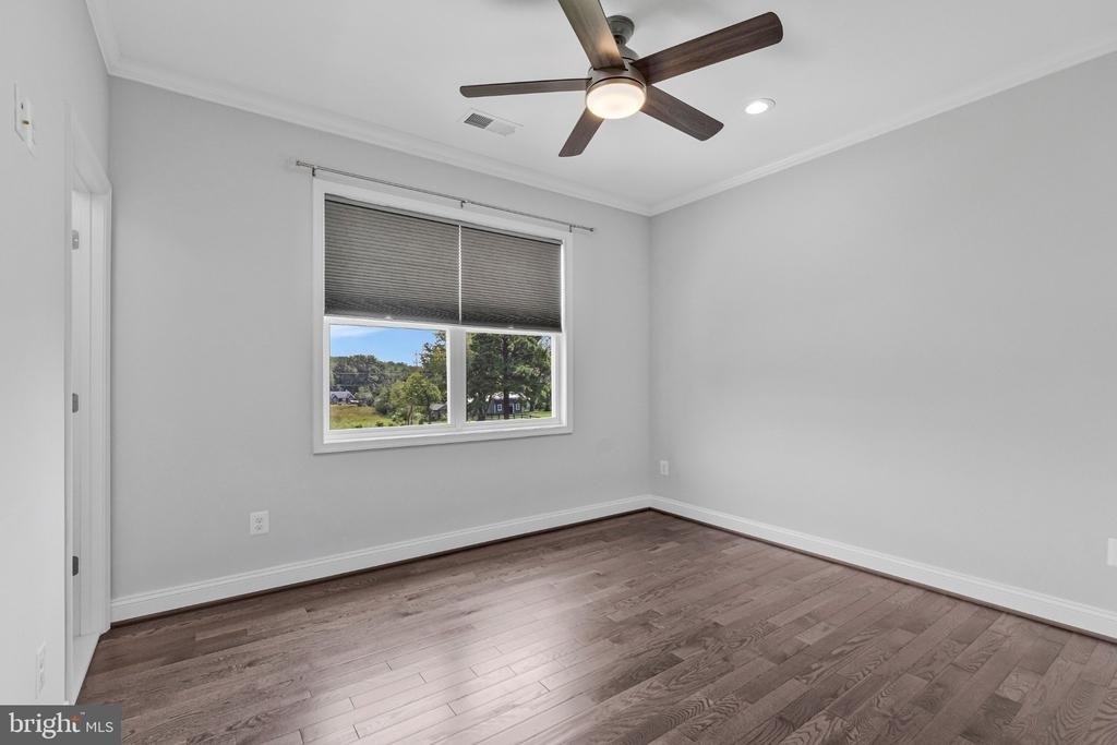 11889 Bradley Forest Road - Photo 31