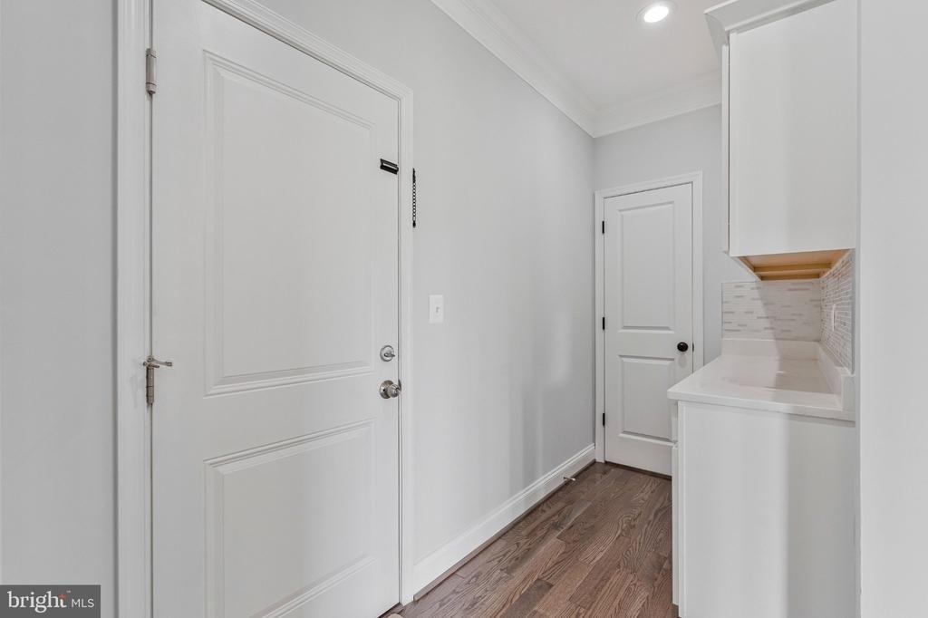 11889 Bradley Forest Road - Photo 19