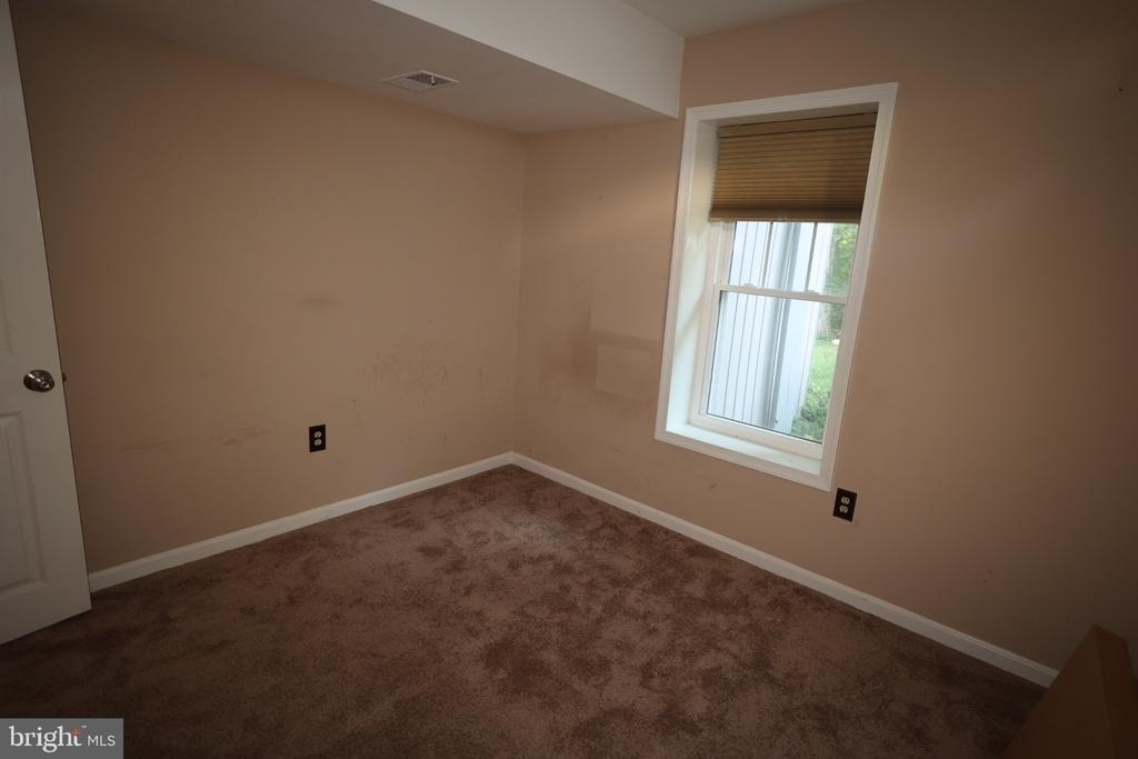 3094 Fenegan Court - Photo 7