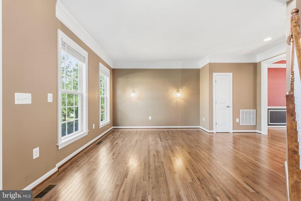 2114 Jellico Court - Photo 6
