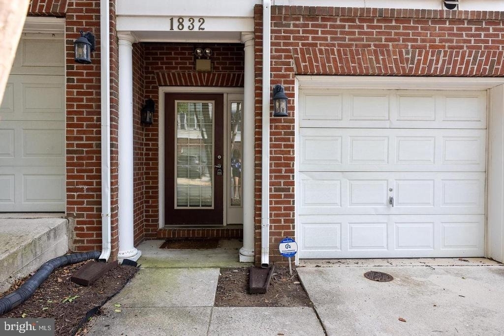 1832 Cedar Cove Way - Photo 2