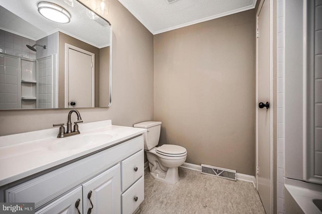 115 Washington Street - Photo 15