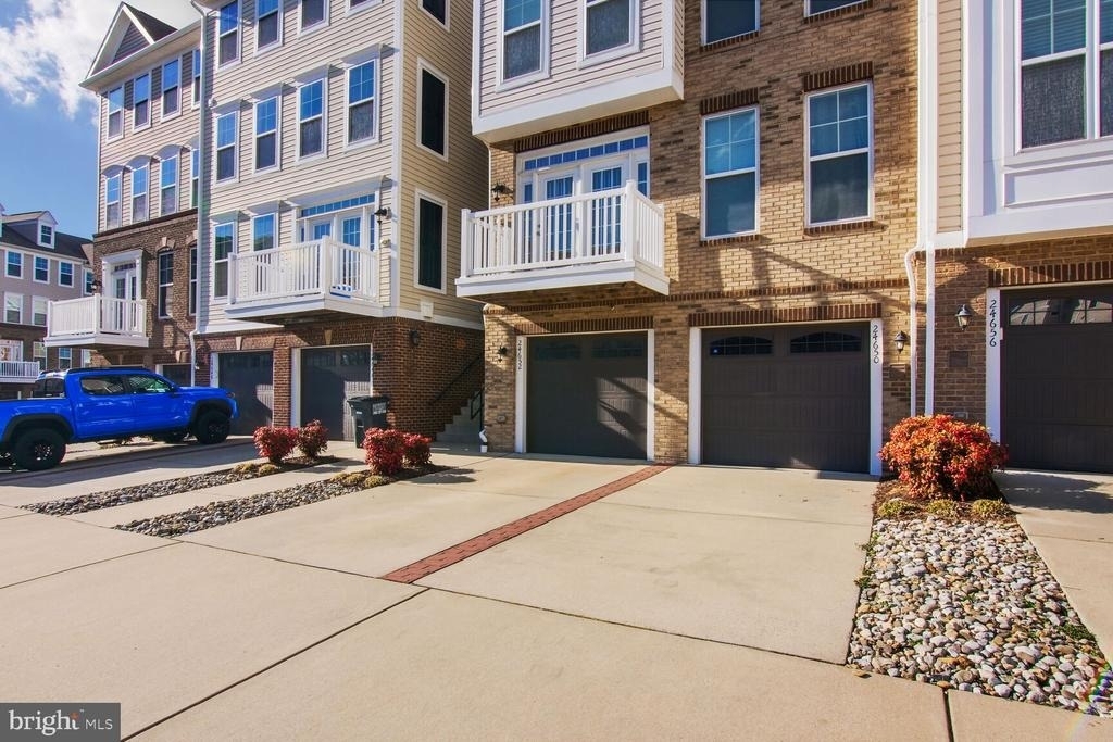 24650 Caribou Square - Photo 1