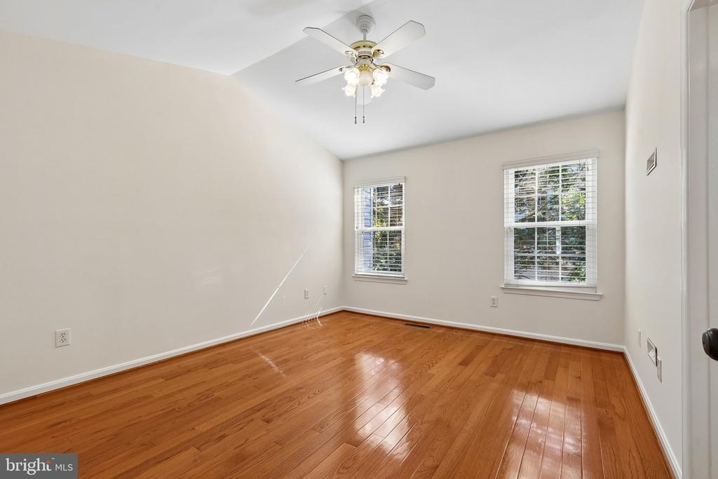 45553 Reading Terrace - Photo 15