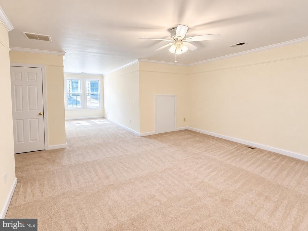 47636 Mid Surrey Square - Photo 24