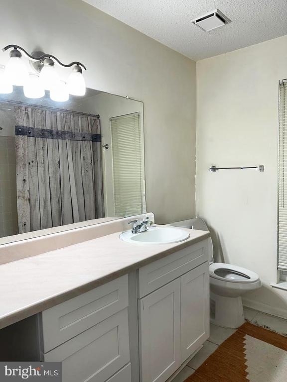 1527 Lincoln Way - Photo 7