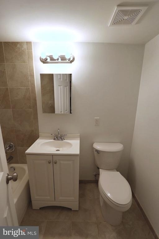 2754 Hollywood Road - Photo 2