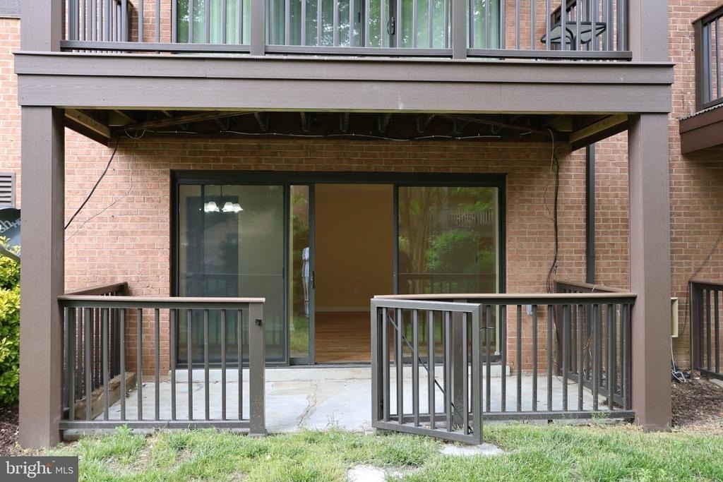 2754 Hollywood Road - Photo 11