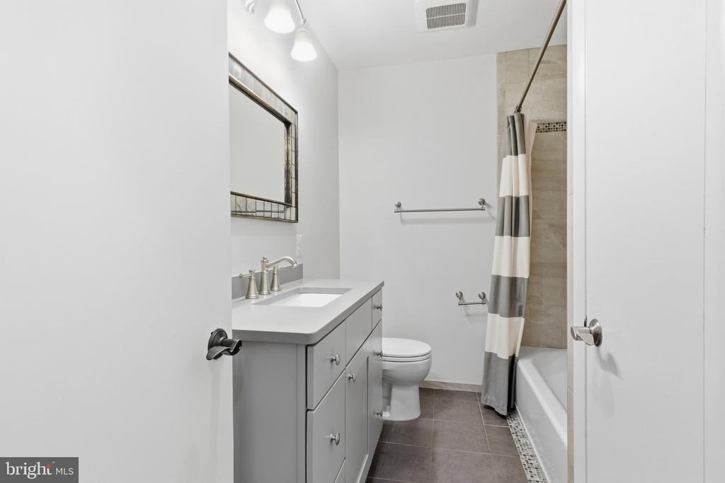 6432 Ichabod Place - Photo 33