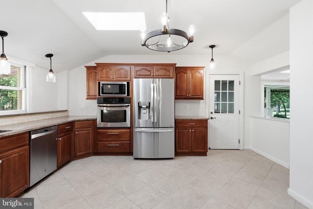 6432 Ichabod Place - Photo 15