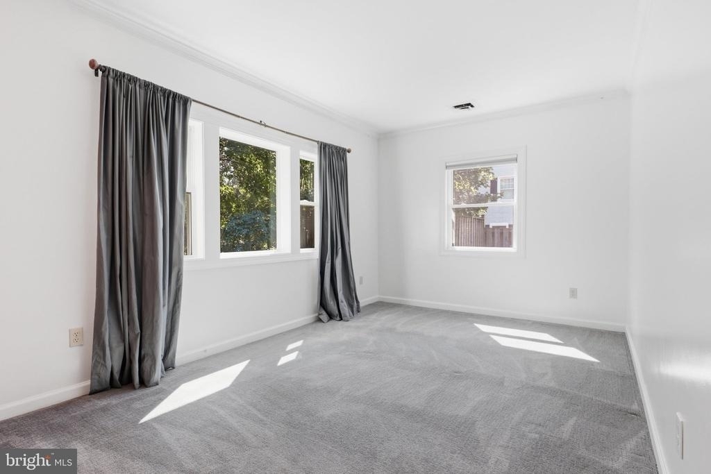 6432 Ichabod Place - Photo 30