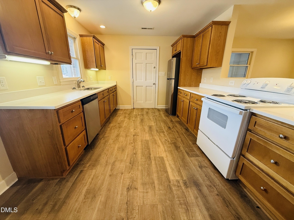3405 St Barts Place - Photo 3