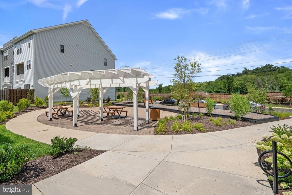 2604 Loganberry Drive - Photo 43