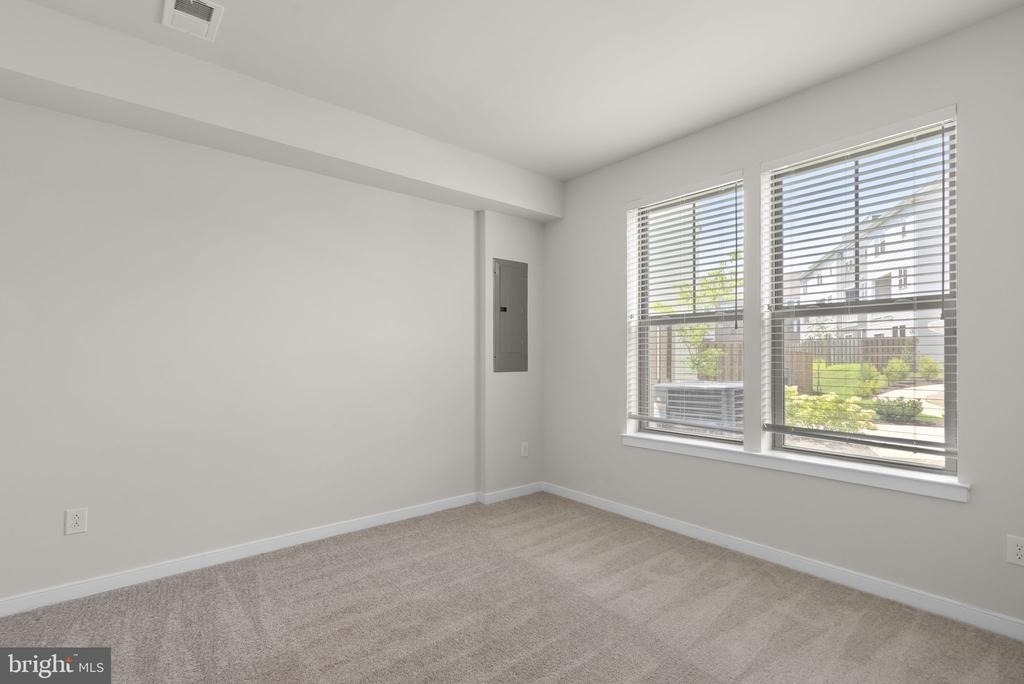 2604 Loganberry Drive - Photo 35