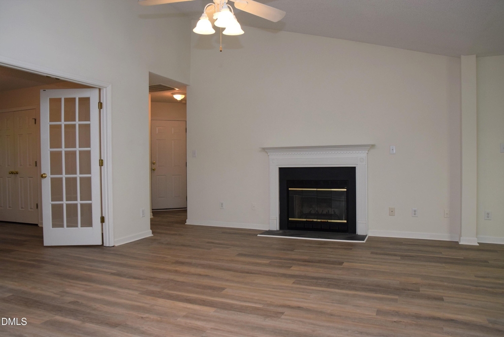 4004 Hopper Street - Photo 4