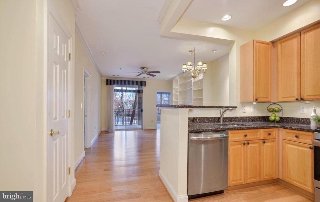 1860 Stratford Park Place - Photo 6