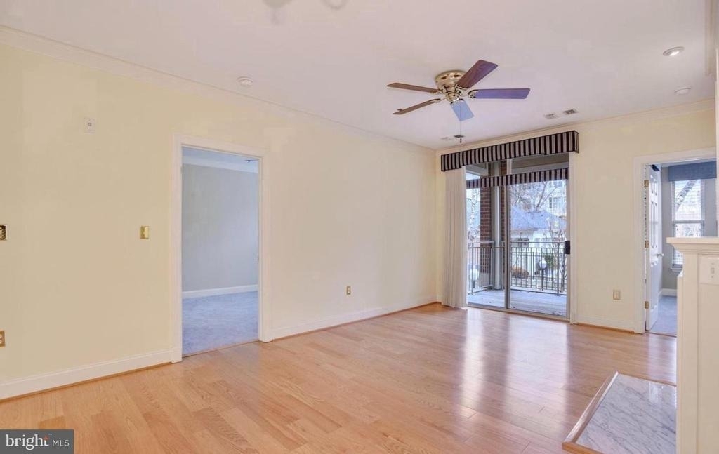 1860 Stratford Park Place - Photo 16