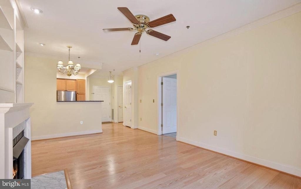 1860 Stratford Park Place - Photo 15