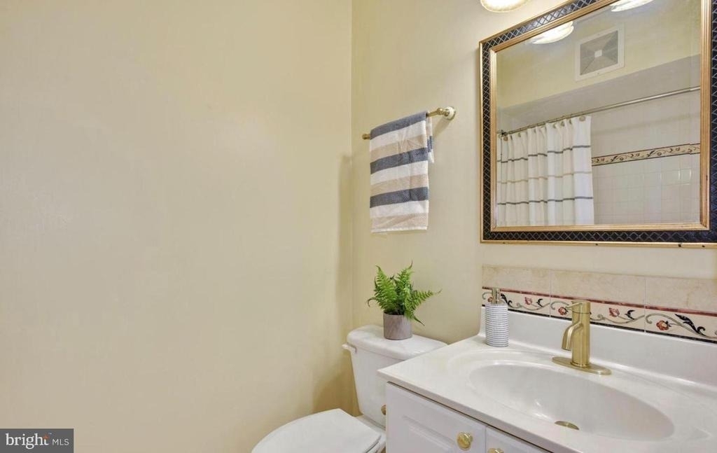 1860 Stratford Park Place - Photo 19
