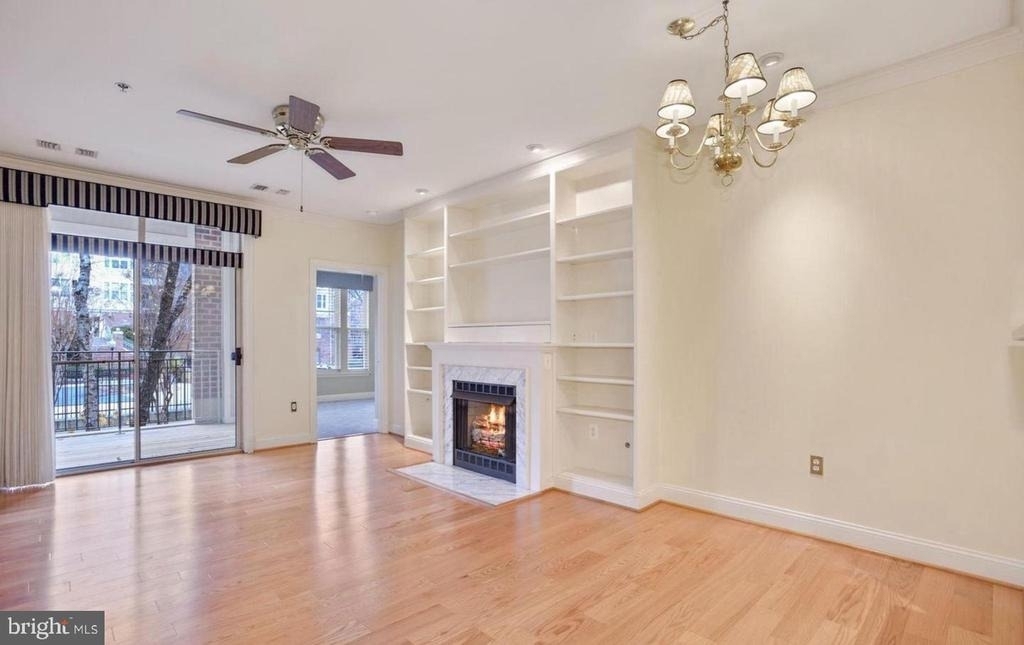 1860 Stratford Park Place - Photo 12