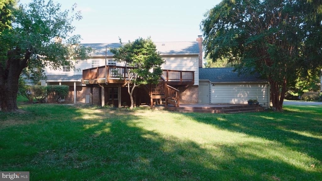 1636 Great Falls Street - Photo 22