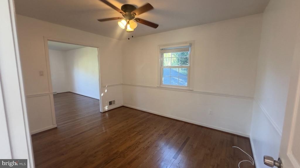 1636 Great Falls Street - Photo 18