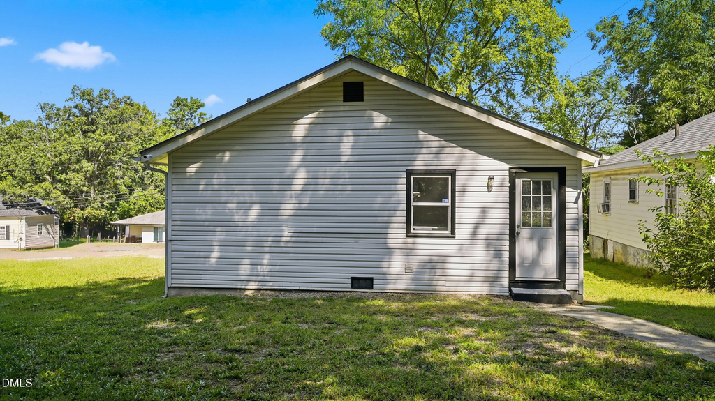 1208 Drew Street - Photo 19
