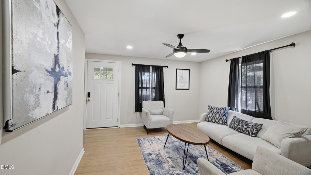 1208 Drew Street - Photo 4