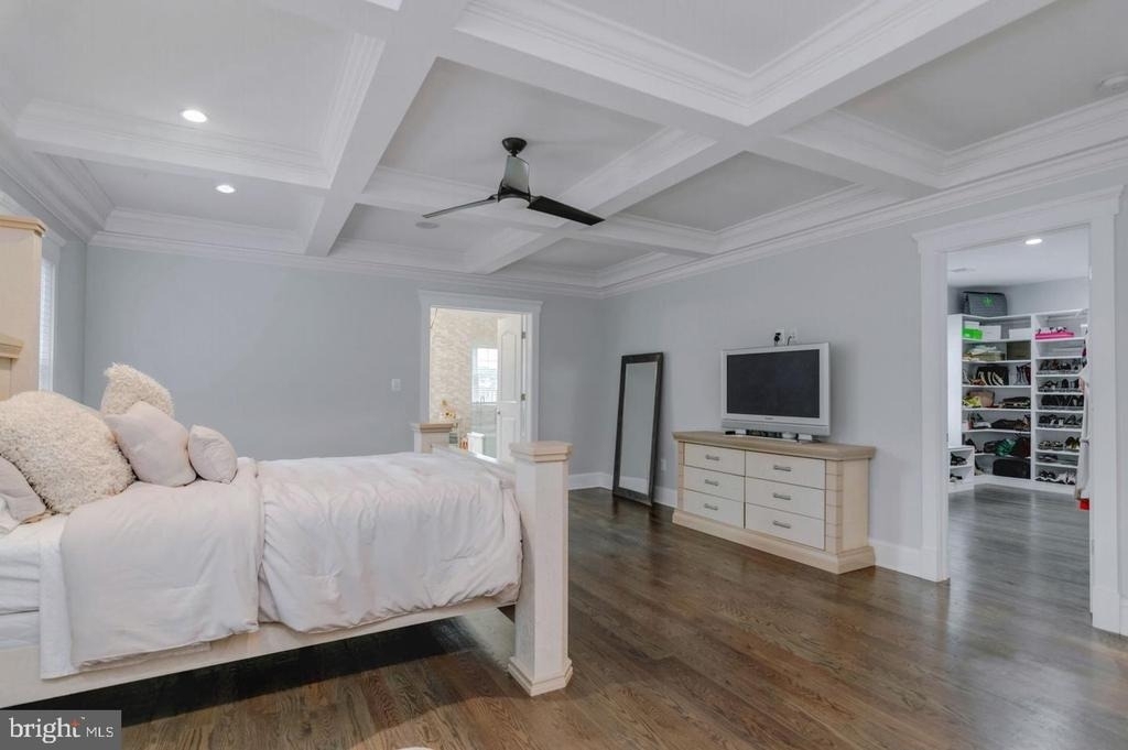10704 Warwick Avenue - Photo 15