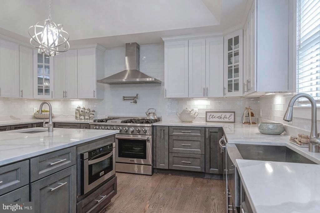 10704 Warwick Avenue - Photo 8
