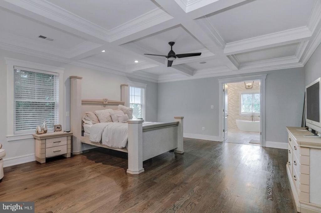 10704 Warwick Avenue - Photo 14
