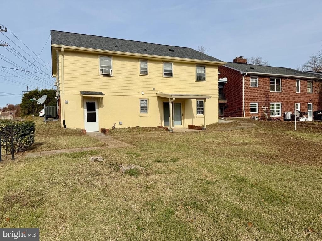 1428 Payne Street - Photo 14