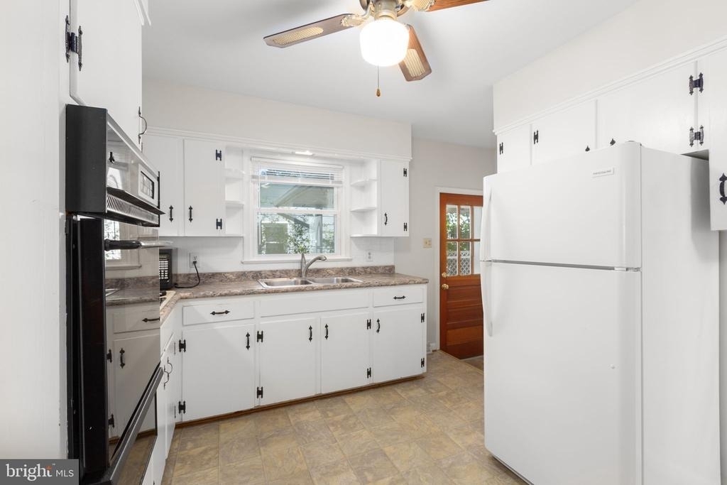 125 Hillcrest Drive - Photo 33