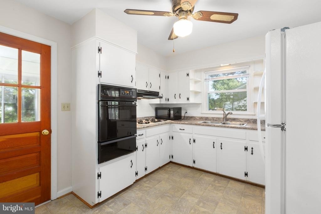 125 Hillcrest Drive - Photo 10