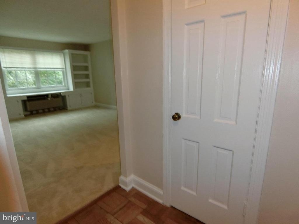 1734 W Abingdon Drive - Photo 5