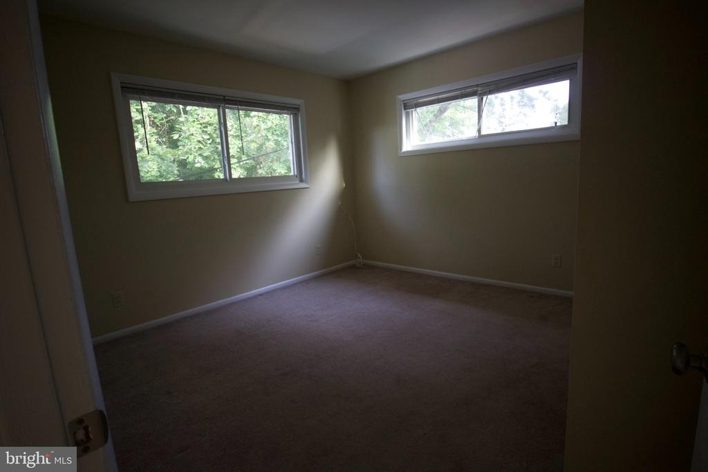 922 19th Street S - Photo 12