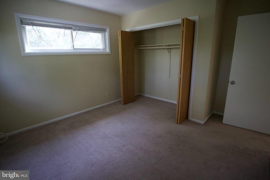 922 19th Street S - Photo 15