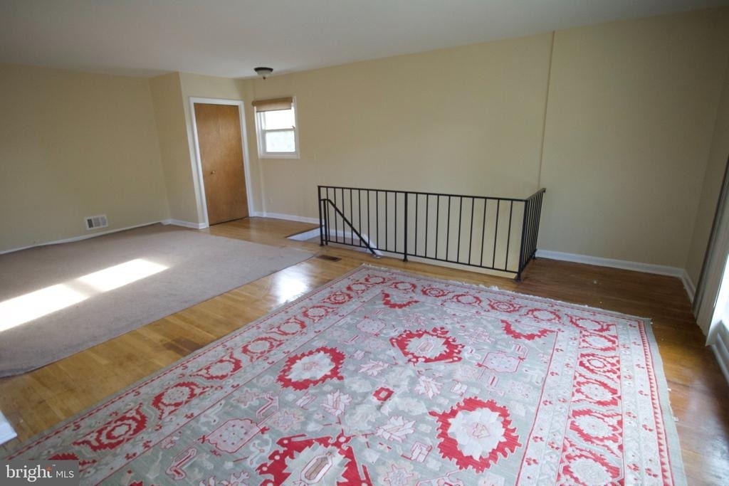 922 19th Street S - Photo 7