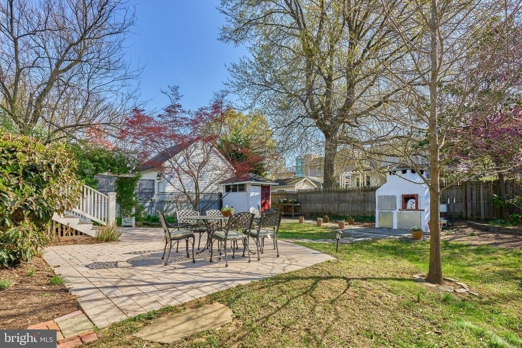 1243 N Stuart Street N - Photo 41