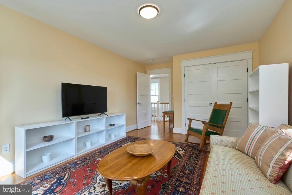 1243 N Stuart Street N - Photo 22