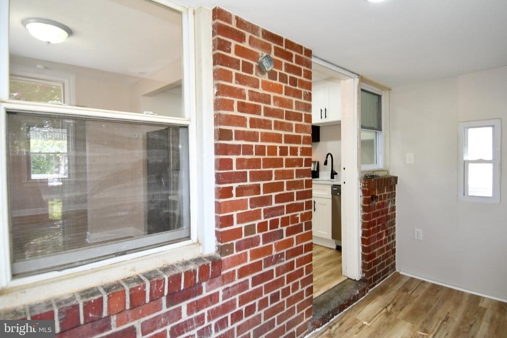 2124 S Oxford Street - Photo 10