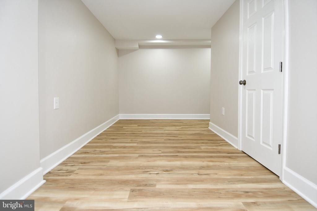 2124 S Oxford Street - Photo 25